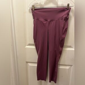 🍋 LIKE NEW Lululemon Base Pace High-Rise Crop 23" - Vintage Plum - Sz 8